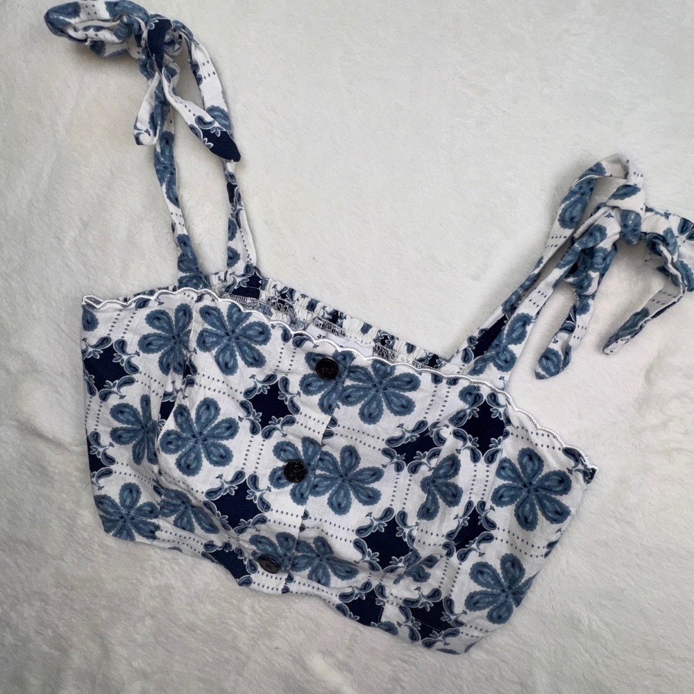 Agua Bendita Crop Top Women L Blue Floral Tie Shoulder Linen Blend Smocked Back‎